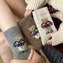5 Pairs Mixed/1 Pair Random Vintage Flocked Bear Sweater Comfortable Mid-Calf Socks, Autumn/Winter - Multicolor - View 2