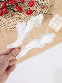 1pc French Style Gentle Multiple Bow Ponytail Clip, Star & Polka Dot Fabric Large Hair Clip, Simple Versatile Hair Accessory For Daily Wear And Outings - White - View 4