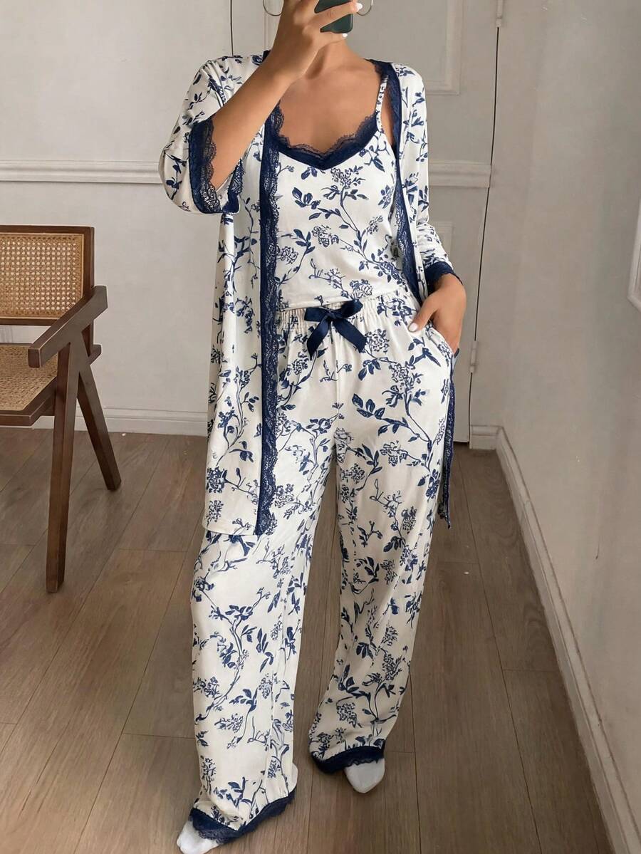 ❤️ 3-Piece Women's Lace-Trimmed Pajama Set – - White - View 1