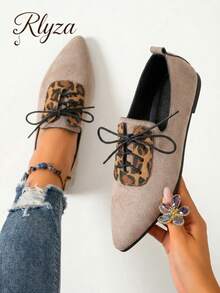 Leopard Print Patchwork Pointed Toe Flat Shoes For Women, Lace-Up Matte Low Vamp, Vintage Elegant Soft Sole Comfortable Commuter Shoes - Beige - View 1