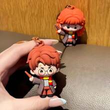 Warner Bros 1 st äkta Harry Potter-nyckelring, 3D PVC-figur, väskcharm med magiskt tema, nyckelringshängare, ryggsäcksdekoration, fan-present, perfekt festpresent, julklapp, skolstartpresent, samlarobjekt, jul- och halloweenpresent (slumpmässig stil) - Multifärgad - Visa 9