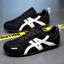 Men's Comfortable Durable Shock-Absorbing Front Lace-Up High-Top Athletic Shoes - Black and White - View 6
