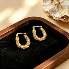 1 Pair Delicate Lightweight Luxurious Linen Texture Titanium Steel Earrings, Showcasing European And American Retro Style - Gold - View 5