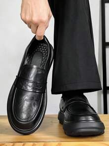 ZCZ Men's Textured Slip‑On Loafers, Strap Decoration Chunky Platform Sole Casual Shoes - Black - View 11