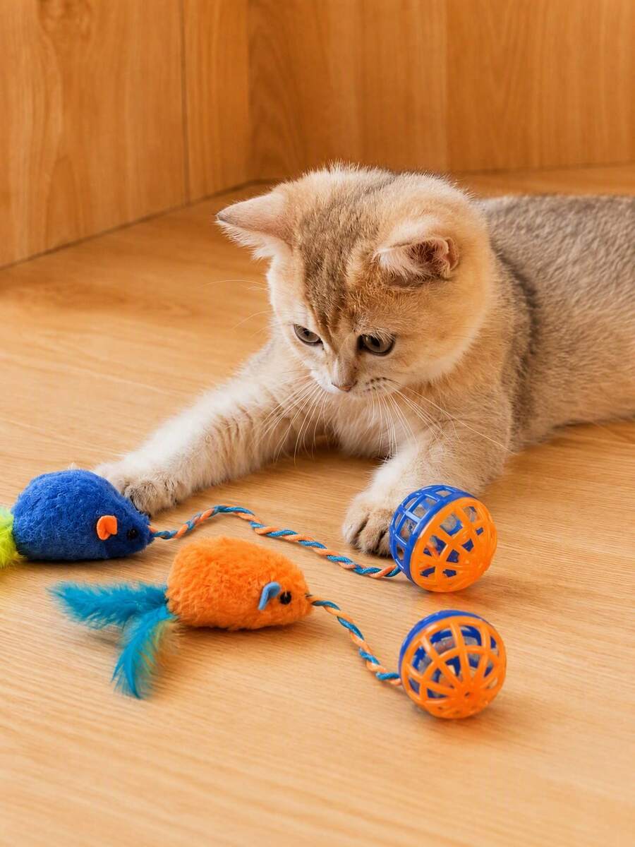 1 PC Cat Interactive Toys Plush ,Realistic Feathers Mouse Shaped Toys ...