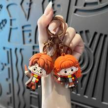 Warner Bros 1 st äkta Harry Potter-nyckelring, 3D PVC-figur, väskcharm med magiskt tema, nyckelringshängare, ryggsäcksdekoration, fan-present, perfekt festpresent, julklapp, skolstartpresent, samlarobjekt, jul- och halloweenpresent (slumpmässig stil) - Multifärgad - Visa 4