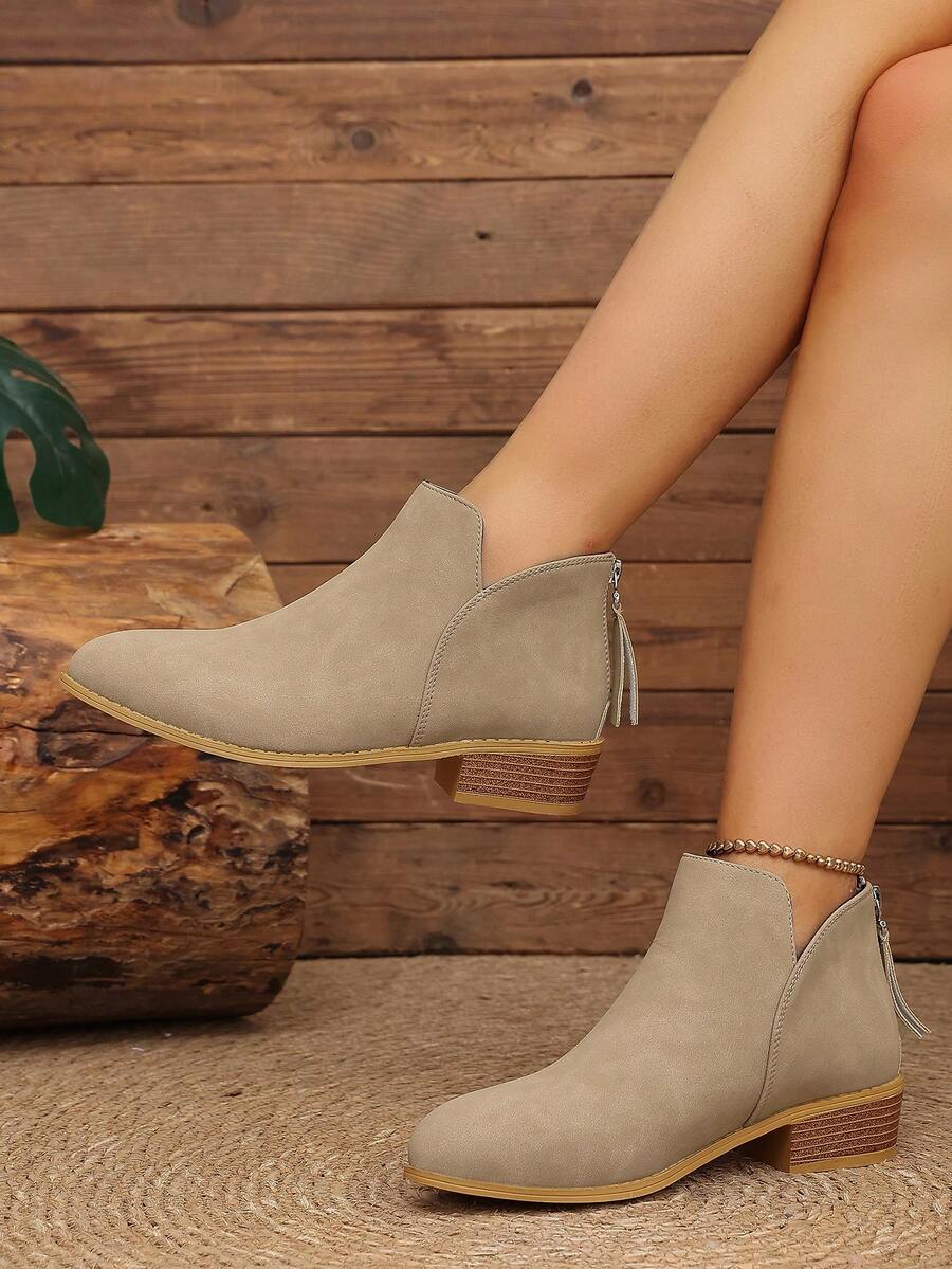 Sepatu bot pendek model V-cut vintage untuk wanita, hak tebal rendah, resleting belakang, sepatu bot untuk bepergian. - Khaki - View 1