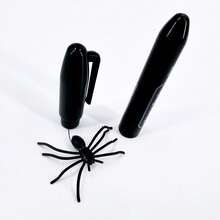 1 buah Pulpen Laba-laba untuk Lelucon, Tarik Tutupnya untuk Mengeluarkan Laba-laba Palsu, Mainan Lelucon Lucu, Alat Peraga Sulap Menakutkan untuk Lelucon Halloween - MultiWarna - View 4