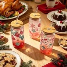Set Gelas Kaca Bermotif Natal dengan Tutup Bambu dan Sedotan Kaca, Tersedia Berbagai Motif Liburan. Badan Gelas Transparan dengan Tekstur yang Sangat Baik, Cocok untuk Kopi, Jus, Air Soda, Sempurna untuk di Rumah, Pesta, Pemberian Hadiah, Wadah Minuman Liburan yang Sangat Menarik. - MultiWarna - View 11
