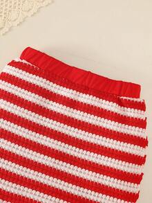 Setelan 2 Potong Rajut Bergaris Merah & Putih untuk Anak Perempuan, Atasan Crop Top & Rok Mini Manis untuk Musim Semi/Gugur, Atasan Lengan Panjang Leher Bulat dengan Banyak Pita Merah dan Hem Bergelombang, Rok Mini Bodycon Pinggang Tinggi dengan Hem Bergelombang Bergaris yang Serasi, Kain Bergaris Elastis, Lembut & Ramah Kulit, Menarik Perhatian untuk Liburan, Jalan-jalan, dan Foto, Gaya Manis & Menarik untuk Pakaian Sehari-hari untuk Anak Perempuan Usia 4-7 Tahun - Merah - View 7