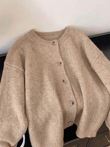 Cardigan Pullover Wanita Kasual Elegan Regular Fit Warna Polos Kancing Tunggal Lengan Panjang Leher Bulat Bahu Jatuh, Cocok untuk Kerja Kantor - Khaki - View 9