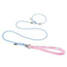1PC New Floral Style Pet Dog Leash, Fashionable Embroidered Pet Dog, 3 Sizes Available To Meet All Your Needs, Soft Lining For Comfortable Long-Term Grip, 360° Rotating Metal Buckle, Wear-Resistant Braided Rope With Alloy Snap, Durable Nylon Material, Suitable For Small And Medium Dogs, Perfect For Daily Outings, Outdoor Hiking, Camping And Picnics - Pink - View 2