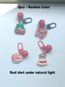 3pcs Random Mixed Cartoon Vintage Berry Red Heart Bow Cherry Cake Bell Keychains, Japanese Girly Style Best Friend Gift, Backpack Charm, Versatile Holiday Gift - Multicolor - View 11