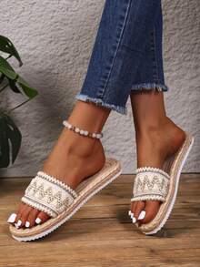 1 Pair Women's Flat Sandals, Bohemian Woven Strap Slides, Vacation Thick Sole Slippers - Beige - View 3