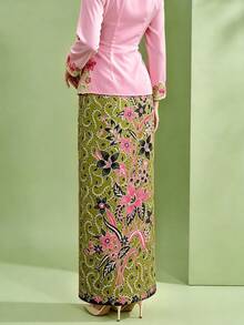 1件女款 Kebaya Nyonya 印花優雅長裙，春/夏 - 綠色 - 查看 3