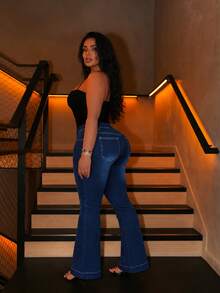 Women's Casual Elegant Denim Flare Pants With Zipper Detail And Medium Stretch, Long Design, Creating A Fashionable Look. - Blue - View 3