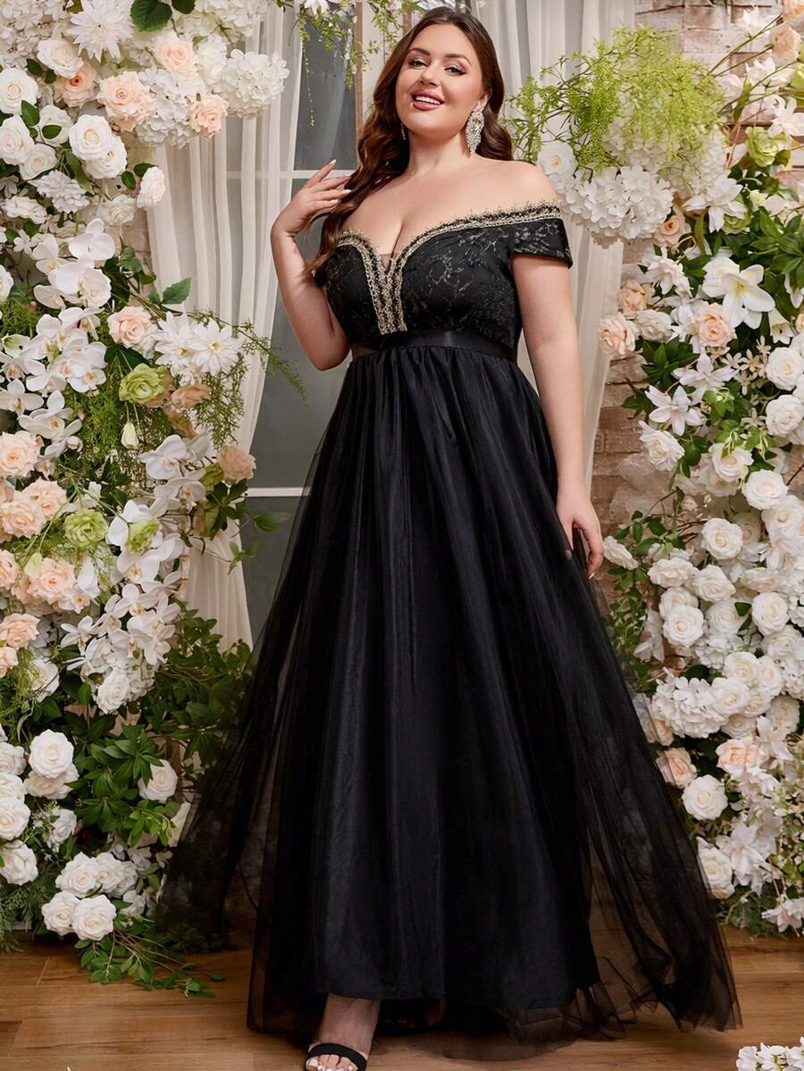 Gaun Malam Wanita Ukuran Besar dengan Model Bahu Terbuka, Cocok untuk Tamu Pernikahan, Pengiring Pengantin, Acara Formal, Prom, dan Acara Pulang Kampung - Hitam - View 1