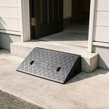 1pc Heavy Duty PE Portable Car Roadside Ramp, 9cm Height Portable Threshold Ramp, With Anti-Slip Traction Surface And Drainage Slot, Suitable For Lawn Mowers, Cars, Pets, Vehicles, Home And Outdoor Driveways, Store Entrance Threshold - A - View 4