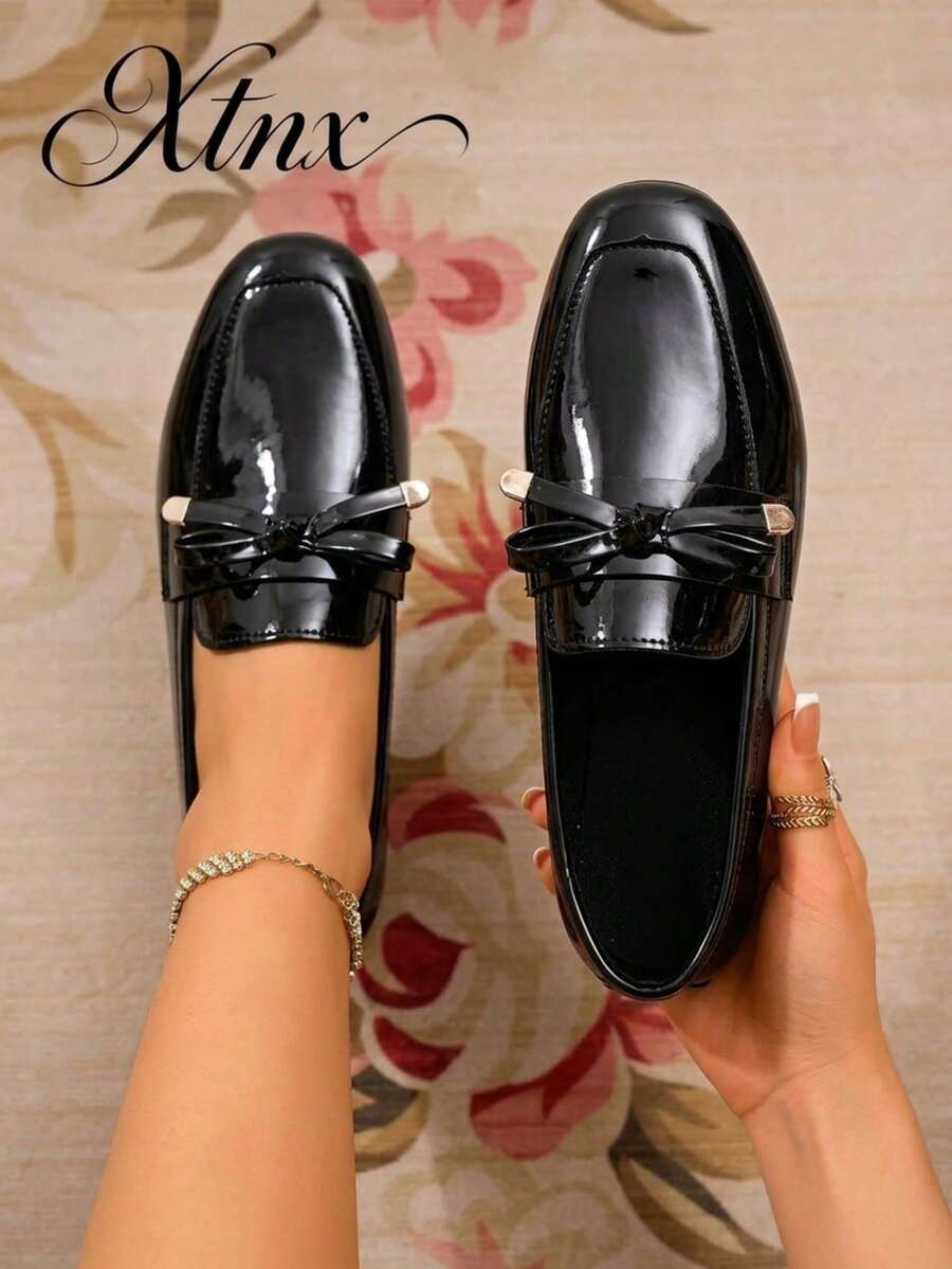 Sepatu Slip-On Minimalis Wanita Serbaguna dengan Simpul Pita, Warna Polos, Ujung Bulat, Sol Tipis, Sepatu Datar - Hitam - View 1
