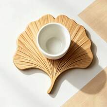 Ginkgo Leaf Shaped Wooden Coaster, Carved Leaf Pattern Water Cup Mat, Heat-Insulating Desktop Protection Pad, Creative Plant Shaped Decorative Coaster, Suitable For Kitchen, Dining Table, Home Decor - Multicolor - View 5