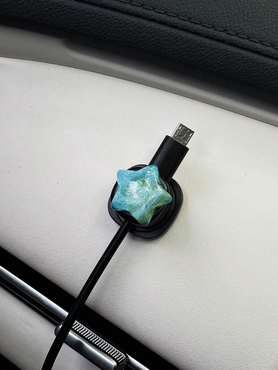 Car Data Cable Adhesive Hook, Star Decoration, Car Interior Data Cable Clip, Open-Style Car Adhesive Small Hook, Front Row Phone Charging Cable Storage Clip, Car Storage Small Accessory - Star - View 1