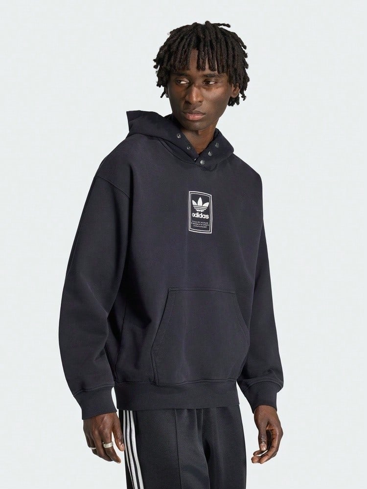 Adidas Originals Sweatshirt Rajut ELEVATED GFX HD Pria KW4402 - Hitam - View 1