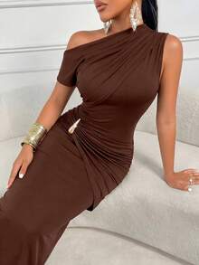 Women's Brown Elegant Asymmetric Neckline Ruched Metal Buckle Long Dress, Suitable For Summer Parties, Weddings And Birthdays - Brown - View 6