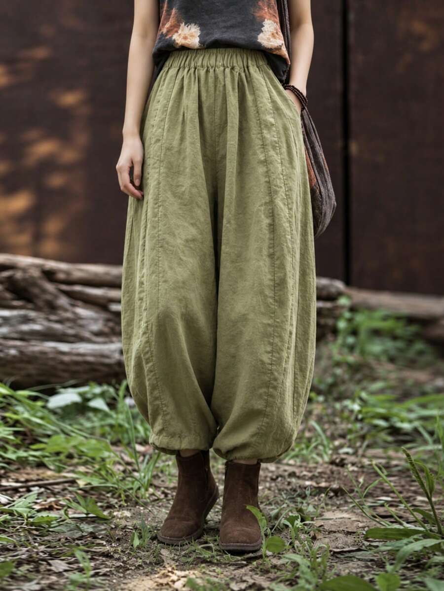 Women's Bohemian Style Green Short Lantern Pants, With Pockets, Casual Loose Wide Leg Pumpkin Pants - Green - View 1