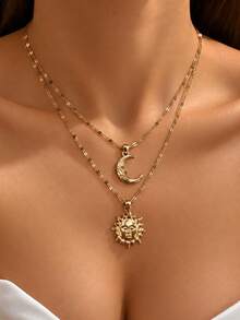 2pcs Vintage Sun & Moon Pendant Necklace Set, Gold Tone Celestial Layered Necklaces, Boho Statement Jewelry For Women, Daily & Party Wear - Gold - View 8