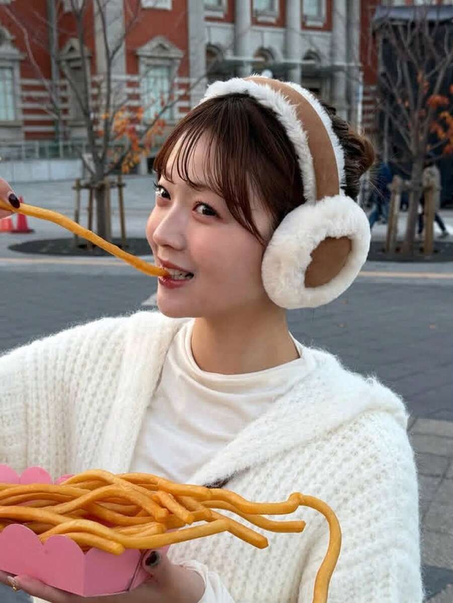 1Pc Fashion Spliced Suede‑Fur Earmuffs, Foldable Thick Warm Winter Earmuffs With Thermal Lining, Suitable For Cycling, Keep Ears Warm Against Cold - Brown - View 1