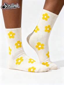 1 Pair Summer Yellow Floral Mid-Calf Socks For Women - Yellow - View 4