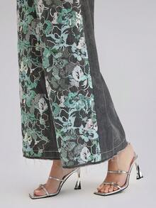 Rich Radi Q's Women's Elegant Gray Denim Wide Leg Pants, Front Decorated With Green Jacquard Floral, Frayed Hem Cropped Pants - Grey - View 8