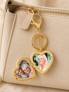 1pc Personalized Photo Locket Keychain For Mom, Custom Gold Vintage Heart Locket, Custom Mother's Day Gift For Grandma,Memorial Gift For Loved Ones - Gold - View 2