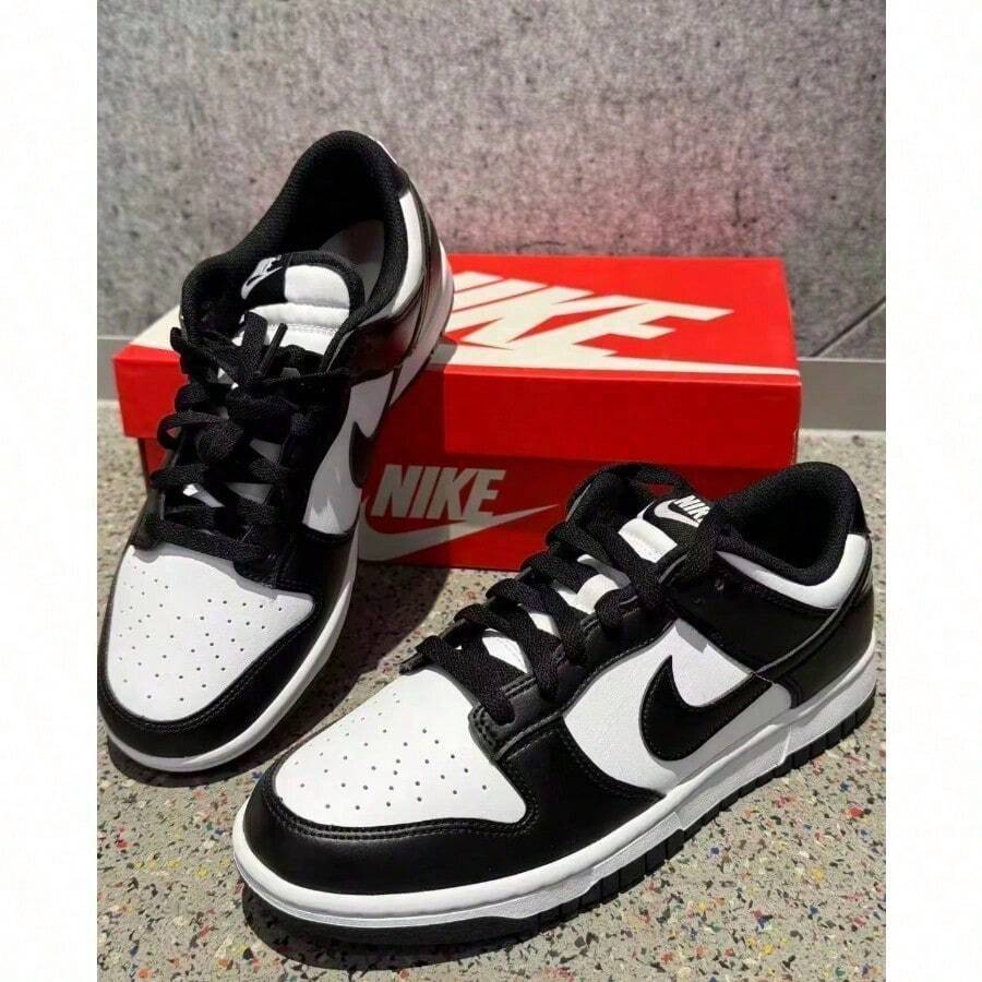 Nike أحذية رياضية رجالية - أبيض وأسود - مشاهدة 1