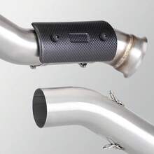 Motorcycle Carbon Fiber Universal Heat Shield Cover, Heat Insulation, High Temperature Resistant, Excellent Heat Insulation Effect, Matching Installation Kit, Easy Installation, Universal Fit - Carbon Fiber Twill - View 1