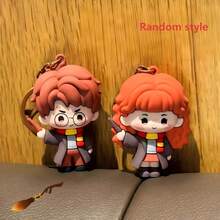 Warner Bros 1 st äkta Harry Potter-nyckelring, 3D PVC-figur, väskcharm med magiskt tema, nyckelringshängare, ryggsäcksdekoration, fan-present, perfekt festpresent, julklapp, skolstartpresent, samlarobjekt, jul- och halloweenpresent (slumpmässig stil) - Multifärgad - Visa 7