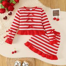 Setelan 2 Potong Rajut Bergaris Merah & Putih untuk Anak Perempuan, Atasan Crop Top & Rok Mini Manis untuk Musim Semi/Gugur, Atasan Lengan Panjang Leher Bulat dengan Banyak Pita Merah dan Hem Bergelombang, Rok Mini Bodycon Pinggang Tinggi dengan Hem Bergelombang Bergaris yang Serasi, Kain Bergaris Elastis, Lembut & Ramah Kulit, Menarik Perhatian untuk Liburan, Jalan-jalan, dan Foto, Gaya Manis & Menarik untuk Pakaian Sehari-hari untuk Anak Perempuan Usia 4-7 Tahun - Merah - View 2