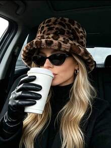 1pc Leopard Print Thick Warm Casual Plush Bucket Hat, Street Style - Leopard Print - View 1