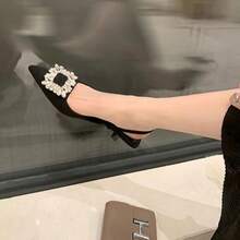 Sandal Wanita Ujung Lancip, Sepatu Hak Tinggi Stiletto Ujung Tertutup Model Baru - Hitam - View 4