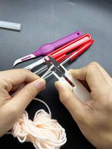 5pcs Red Seam Ripper Set, Includes Large, Medium, Small With Transparent Protective Cover, Red Scissors And Sickle Style, Sewing Seam Ripping Auxiliary Tool, Suitable For Embroidery, Patchwork, Fabric Craft, Clothing Alteration And Repair, Handmade Sewing DIY Accessories - Seam Ripper Set - View 6