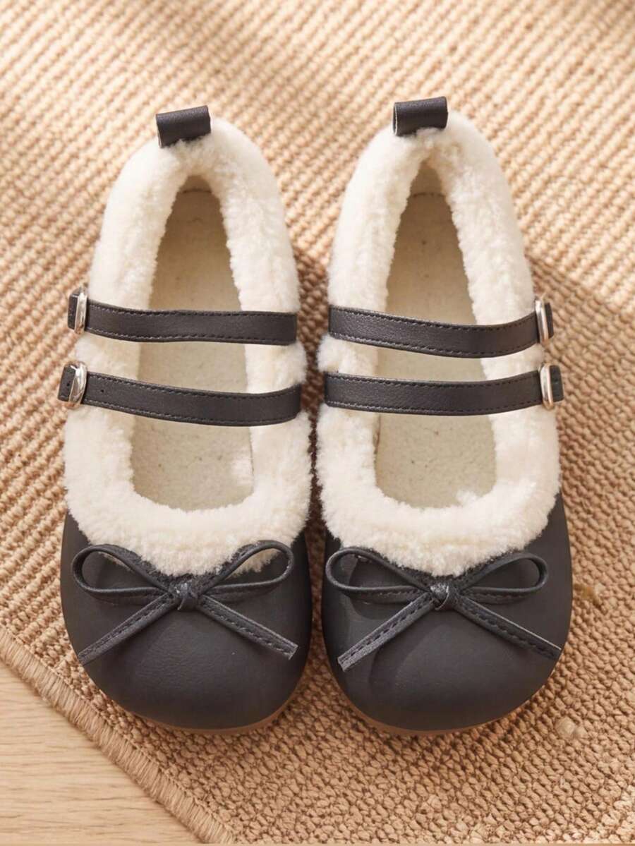 Sepatu Rocker Anak Perempuan, Sepatu Datar, Bahan PU Hitam dengan Tali Gesper Logam, Sepatu Musim Dingin Hangat Ujung Bulat. Sepatu Anak-Anak - Hitam - View 1
