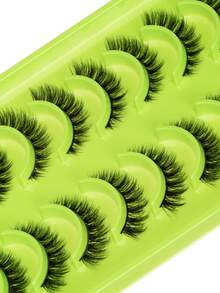 10 Pairs Natural Style False Eyelashes, Soft And Lightweight Faux Mink Lashes, Create Natural Makeup Look, Suitable For Daily Makeup, Suitable For Beginners - Green - View 3