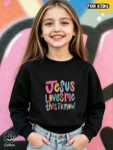 Svart hoodie för barn med färgglatt mönster "Jesus Loves Me, I Know" tryckt på, lämplig för dagligt bruk under vår och höst. - Svart - Visa 3