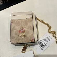 Coach 經典帆布花卉印花拉鍊卡夾，金屬鍊條腕帶女用錢包，可愛手提包零錢袋 - 沙色 - 查看 8