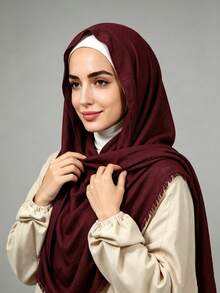 1pc Oversized Solid Color Soft Tassel Scarf, Breathable Lightweight Autumn Scarf, Warm And Breathable Muslim Hijab Shawl - Burgundy - View 2