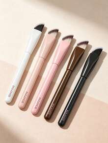MAANGE 1pc Professional Triangular Highlighter Brush, Angled Makeup Brush, Concealer Brush, Face Brush, Contour Brush, Detail Brush, Makeup Tool For Daily Makeup, Suitable For Liquid Cosmetics, Travel Essential Makeup Accessory, Ideal Gift For Girls - Multicolor - View 10
