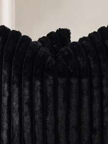 1/2pcs Black Faux Fur Comfortable Soft Striped Decorative Pillowcase, Plush Pillowcase Sofa Cushion Cover, Soft Comfortable Faux Rabbit Fur Fabric, Modern Decorative Sofa, Home Bedroom, Dorm Use - Black - View 3