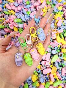5pcs Colorful Mini Slipper-Shaped Keychains, Creative Resin Colorful Mini Clog Keychain Set, Available In Multiple Colors, Suitable For Men's And Women's Bags, Backpacks, And Keychains, A Great Gift For Girls And Ladies. - Multicolor - View 7