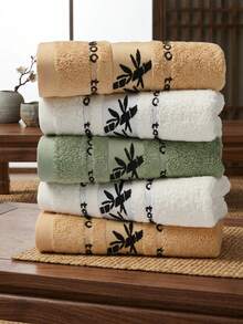 3pcs Milky White/Yellow/Green Jacquard Bamboo Leaf Bamboo Fiber Bath Towel & Towel Set, Minimalist Cloud-Like Soft Skin-Friendly Absorbent, Home/Bathroom/Hotel/Travel/Gym, Suitable For Men, Women, Beach, Swimming, Super Soft, Christmas, Halloween - White - View 9