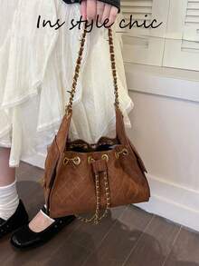Vintage Motorcycle Style Chain Tote Bag, Metal Chain Shoulder Strap With Round Ring Hole Design, Contrast Stitching Outlining The Bag Body, Multi-Pocket Structure, Ample Storage Space, Suitable For Daily Outings, Creating A Sweet And Cool Vintage Vibe Outfit - Brown - View 7